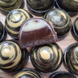 Double espresso in dark chocolate