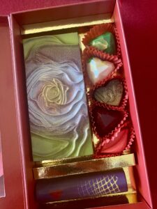 Valentine's Day Dubai bar gift box