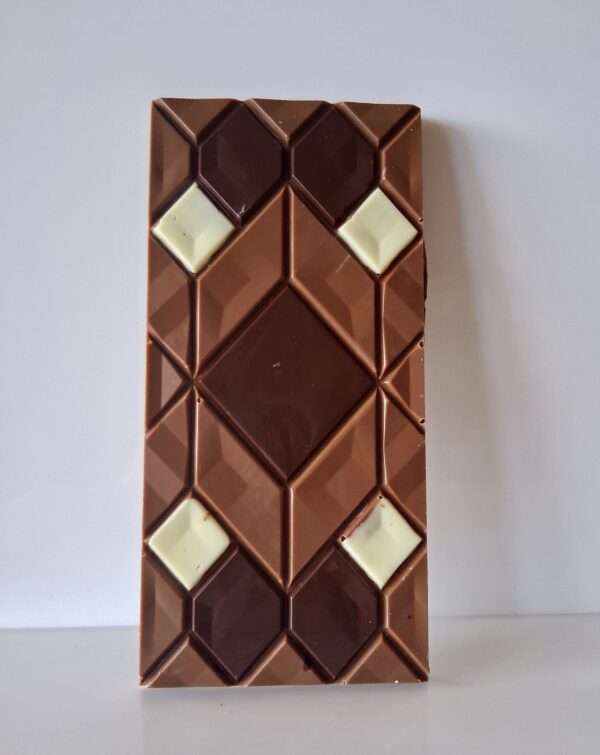 Dulce de Leche, almond & coffee praline - Image 2