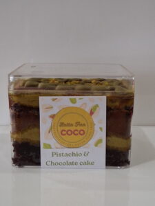 Cake in a box: Pistachio & chocolate
