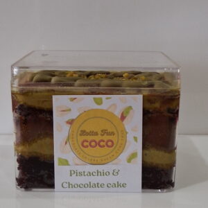 Cake in a box: Pistachio & chocolate