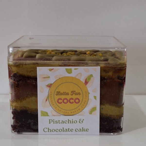 Cake in a box: Pistachio & chocolate
